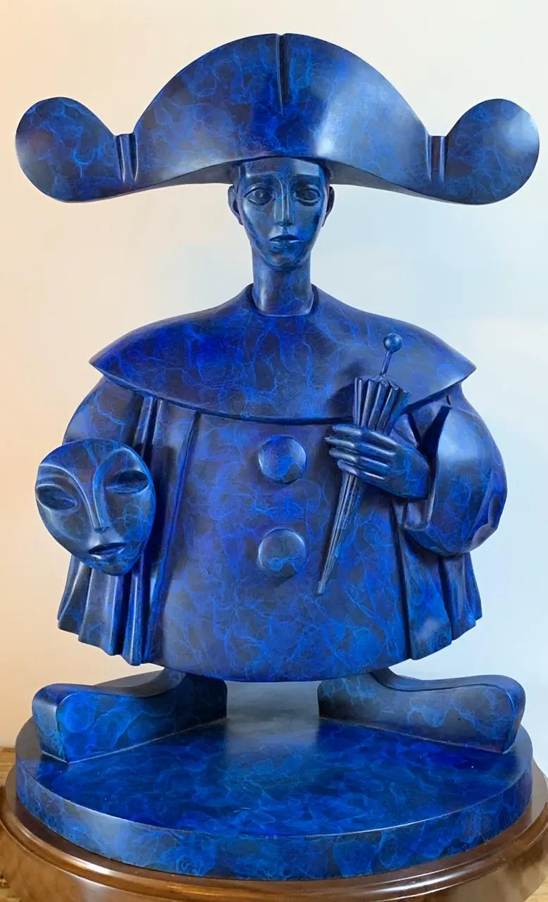 Contemporary sculpture by Igor Tcholaria